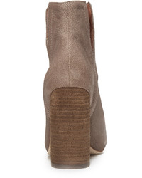 Коричневые ботильоны от Jeffrey Campbell