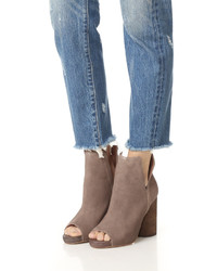 Коричневые ботильоны от Jeffrey Campbell