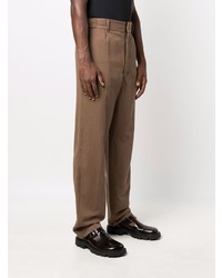 Коричневые брюки чинос от Lemaire