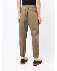 Коричневые брюки чинос от Izzue