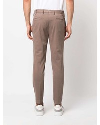 Коричневые брюки чинос от Incotex
