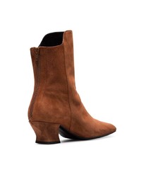 Коричневые замшевые ботильоны от Dorateymur