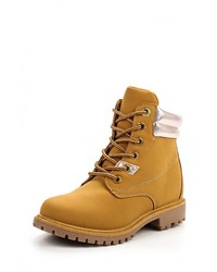 Женские коричневые замшевые ботинки от Catherine