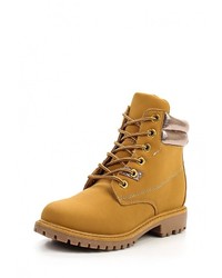 Женские коричневые замшевые ботинки от Catherine