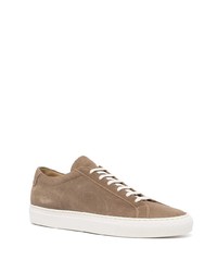 Мужские коричневые замшевые низкие кеды от Common Projects