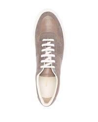 Мужские коричневые замшевые низкие кеды от Common Projects
