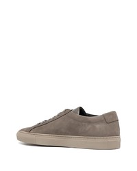 Мужские коричневые замшевые низкие кеды от Common Projects