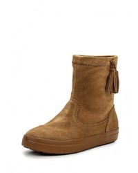 Коричневые замшевые полусапоги от Crocs