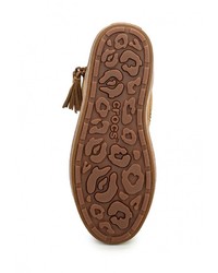 Коричневые замшевые полусапоги от Crocs