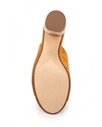 Коричневые замшевые сабо от Mango