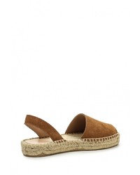 Коричневые замшевые сандалии на плоской подошве от Mango