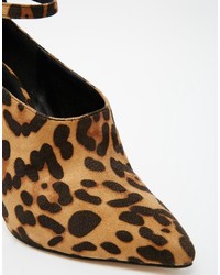 Коричневые замшевые туфли с леопардовым принтом от Asos