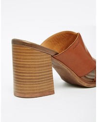 Коричневые кожаные босоножки на каблуке от Vagabond