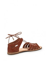 Коричневые кожаные сандалии на плоской подошве от Gioseppo