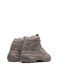 Мужские коричневые кроссовки от Yeezy