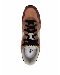 Мужские коричневые кроссовки от Diadora