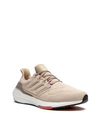 Мужские коричневые кроссовки от adidas