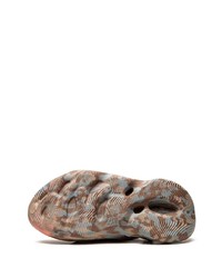 Мужские коричневые кроссовки от adidas YEEZY