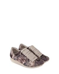 Коричневые низкие кеды с принтом