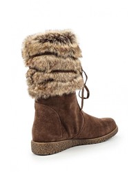 Коричневые полусапоги от Bata