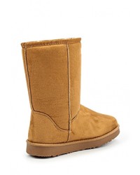 Коричневые угги от Kylie