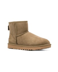 Коричневые угги от UGG Australia