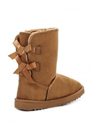 Коричневые угги от PTPT