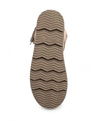 Коричневые угги от Tamaris