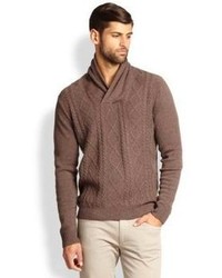 Коричневый вязаный свитер