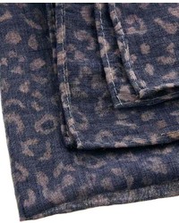 Коричневый нагрудный платок с леопардовым принтом от Asos