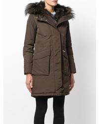 Женский коричневый пуховик от Woolrich