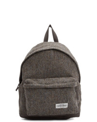 Коричневый рюкзак из плотной ткани с узором "в ёлочку"