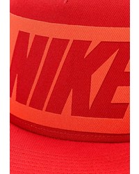 Мужская красная бейсболка от Nike