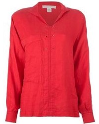Красная блузка с длинным рукавом