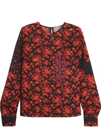 Красная блузка с цветочным принтом