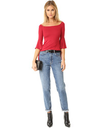 Красная блузка от Clayton