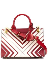 Красная большая сумка от Anya Hindmarch