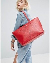 Красная большая сумка от Love Moschino