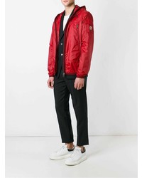 Мужская красная ветровка от Moncler
