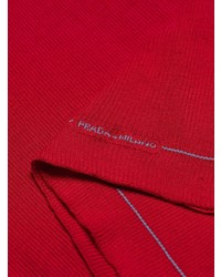 Женская красная водолазка от Prada