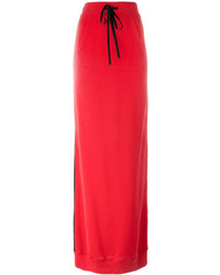 Красная длинная юбка