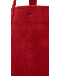 Красная замшевая большая сумка от Baggu