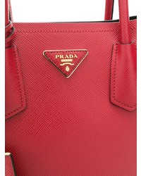 Красная кожаная большая сумка от Prada