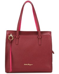 Красная кожаная большая сумка от Salvatore Ferragamo