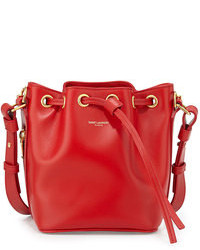 Красная кожаная сумка-мешок