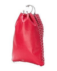 Красная кожаная сумка-мешок с шипами от RED Valentino