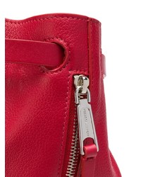 Красная кожаная сумка-мешок от Rebecca Minkoff