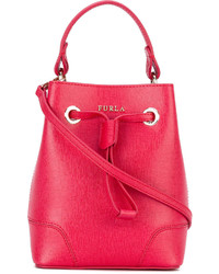 Красная кожаная сумка-мешок от Furla