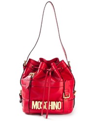 Красная кожаная сумка-мешок от Moschino