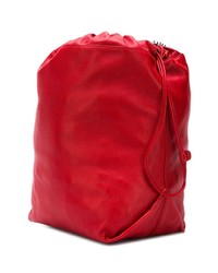 Красная кожаная сумка-мешок от Saint Laurent